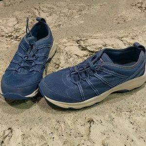 Lands End mesh shoes